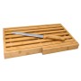 Tabla de corte en bambú con cuchillo